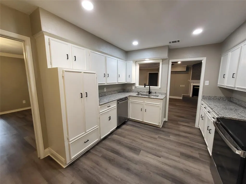 14706 Overview Drive