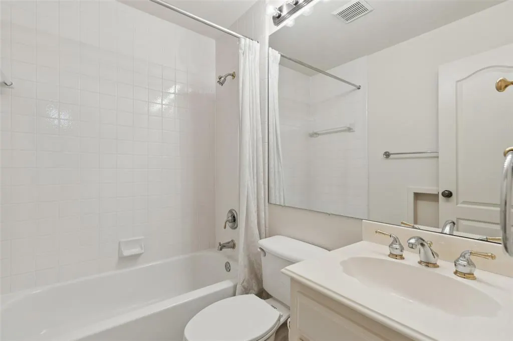 1404 Waterside Drive