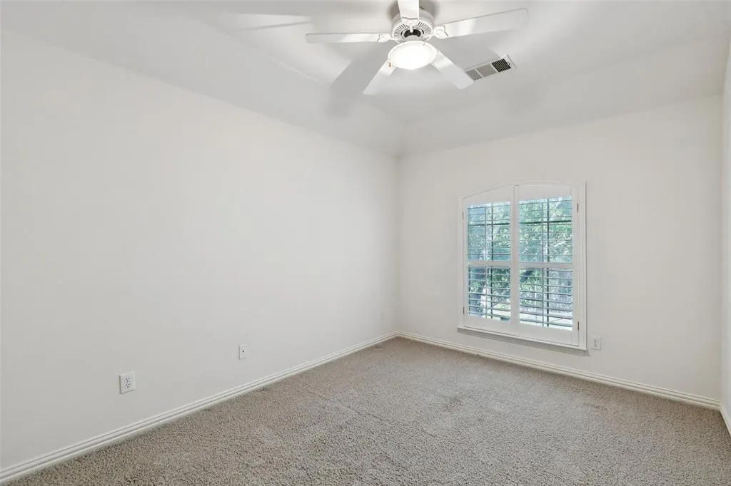 1404 Waterside Drive