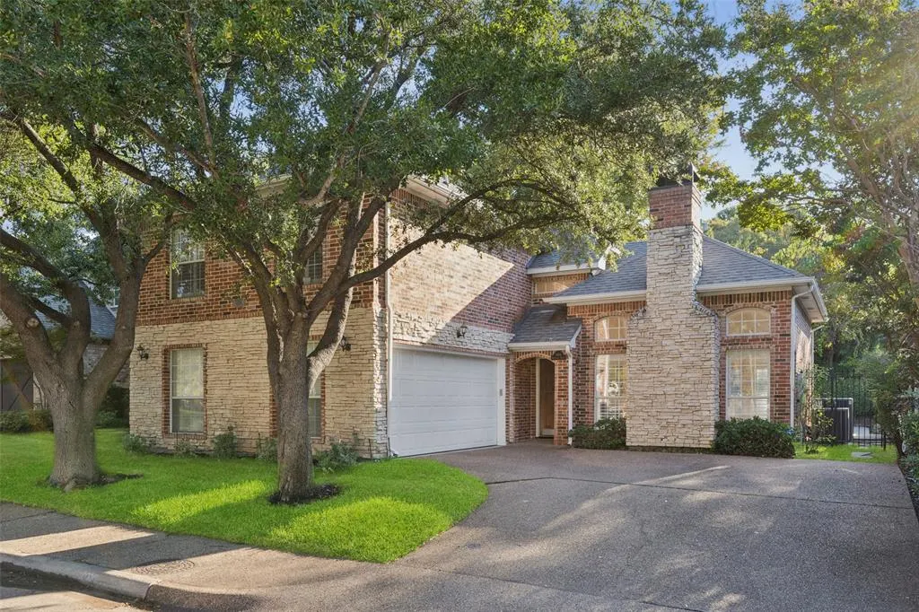 1404 Waterside Drive