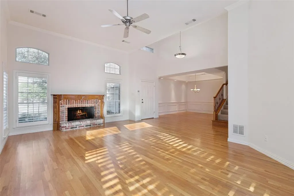 1404 Waterside Drive