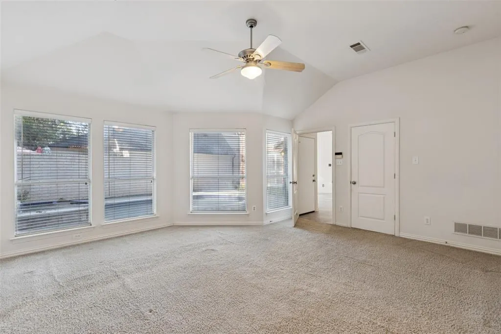 1404 Waterside Drive