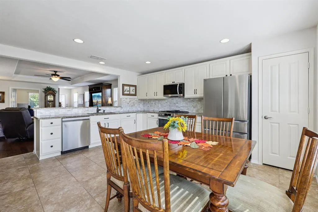 2883 Shore Shadows Lane