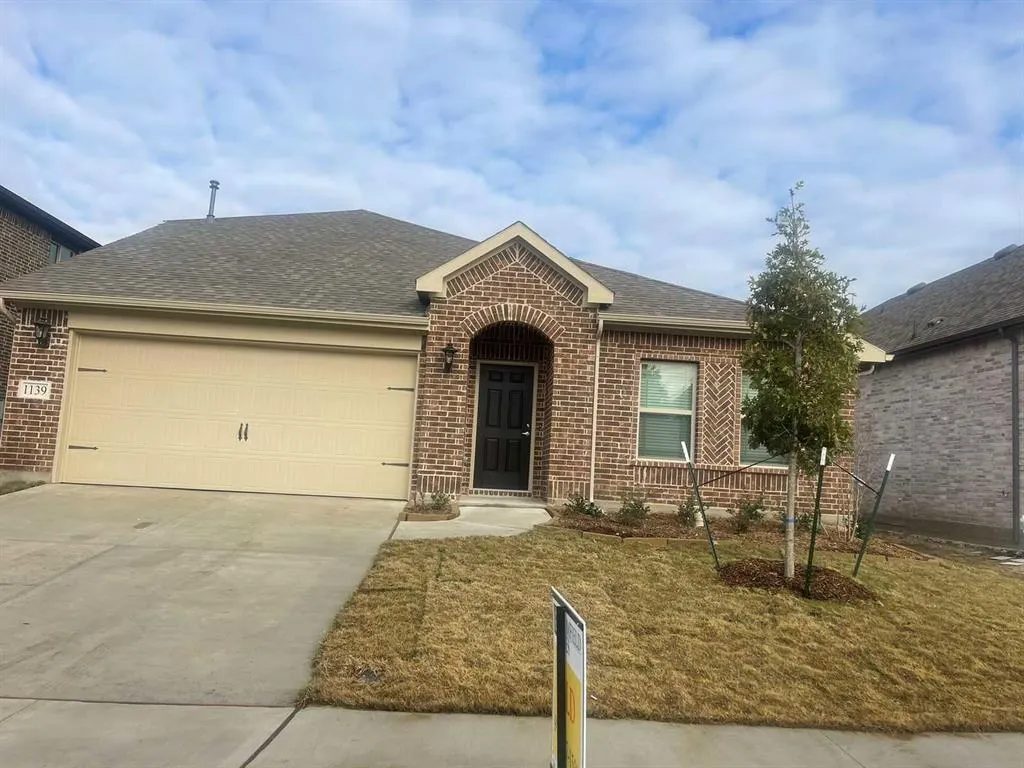 1139 Saddle Ridge Drive