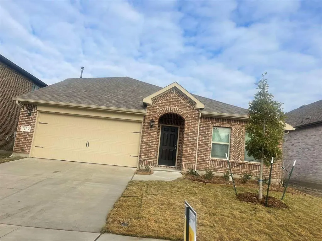 1139 Saddle Ridge Drive