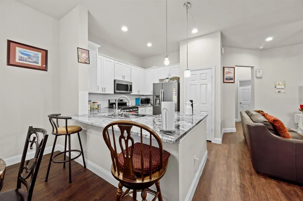 829 Hearthside Way