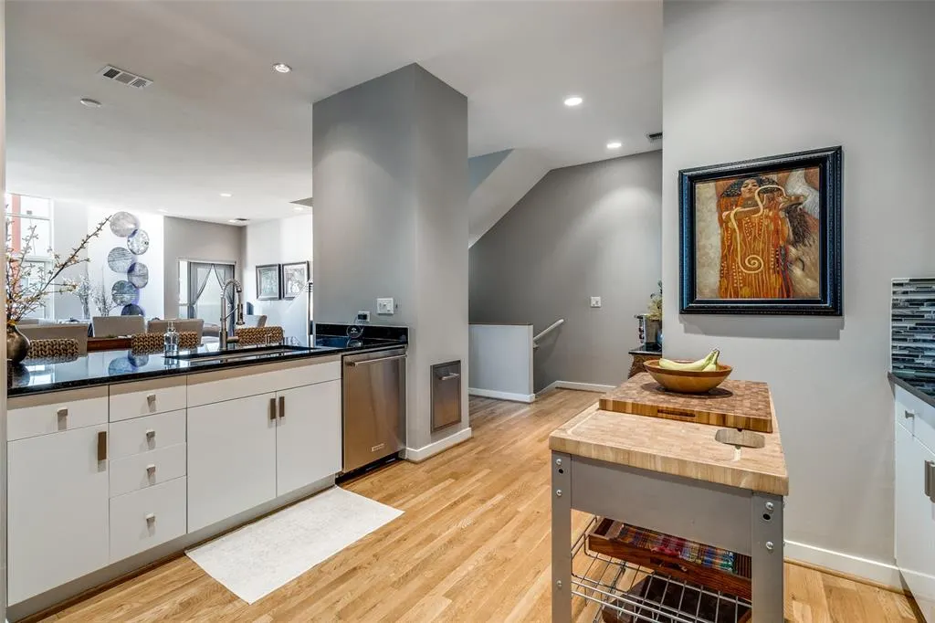 4014 Travis Street, #A