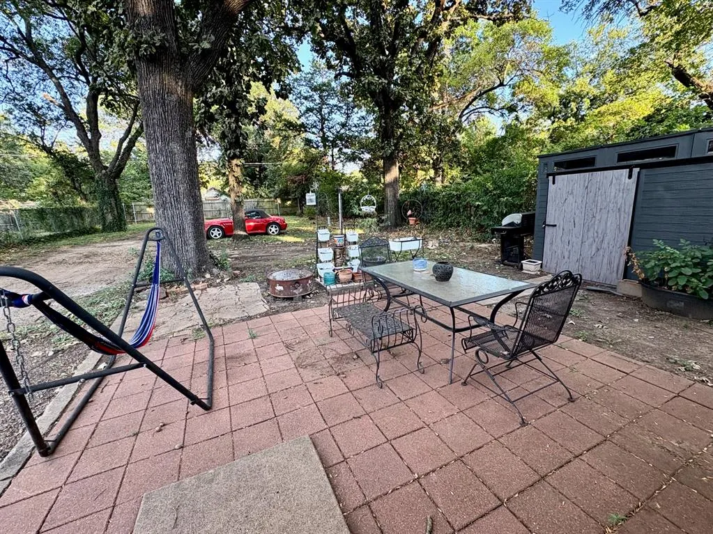 1126 S Oak Cliff Boulevard
