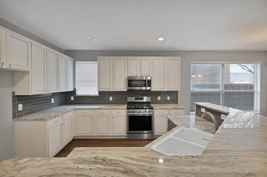 2922 Cove Meadow Lane
