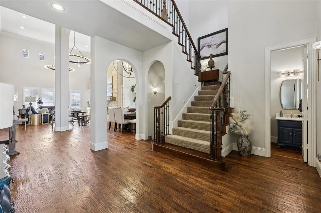 7805 Comanche Way