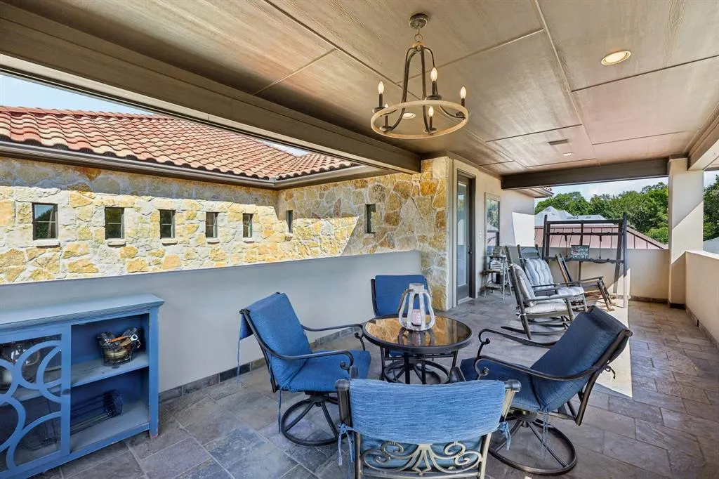 7805 Comanche Way