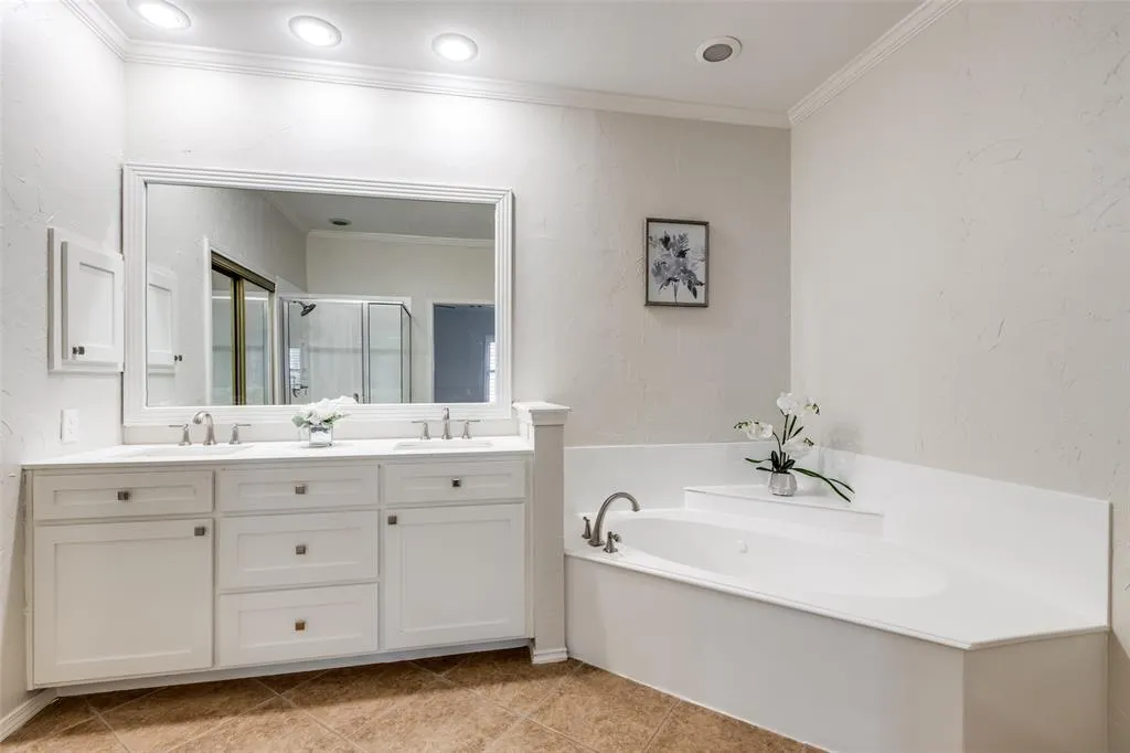 1429 Newbury Lane