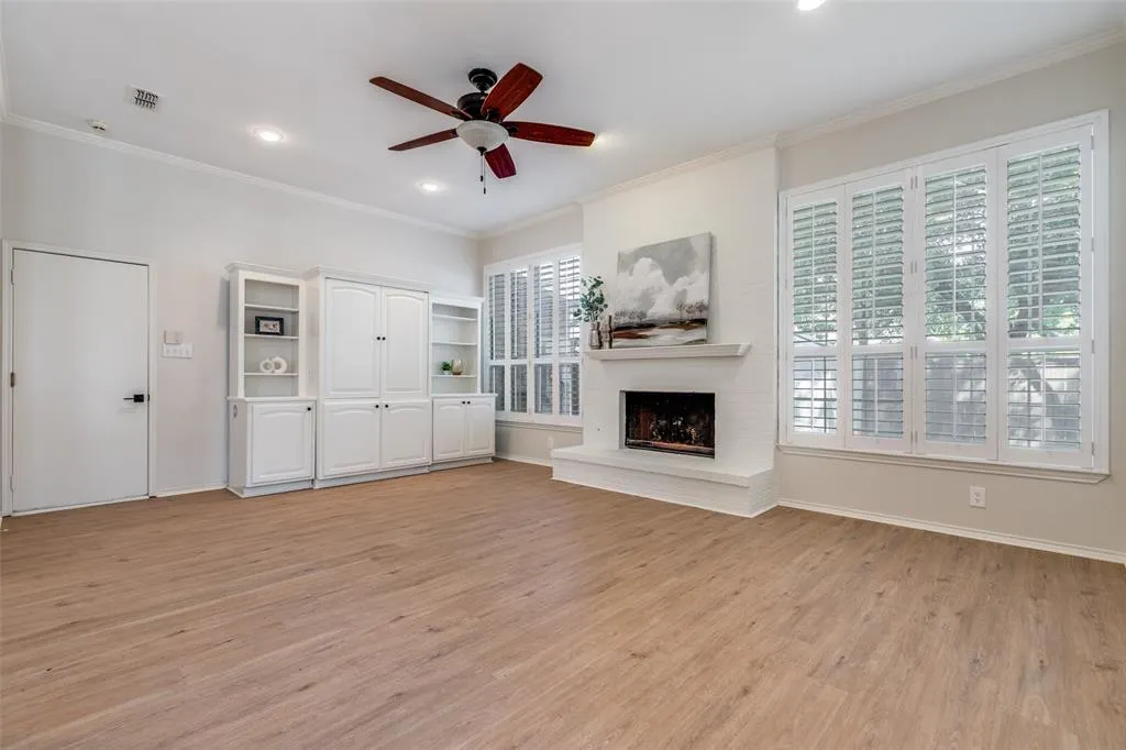 1429 Newbury Lane