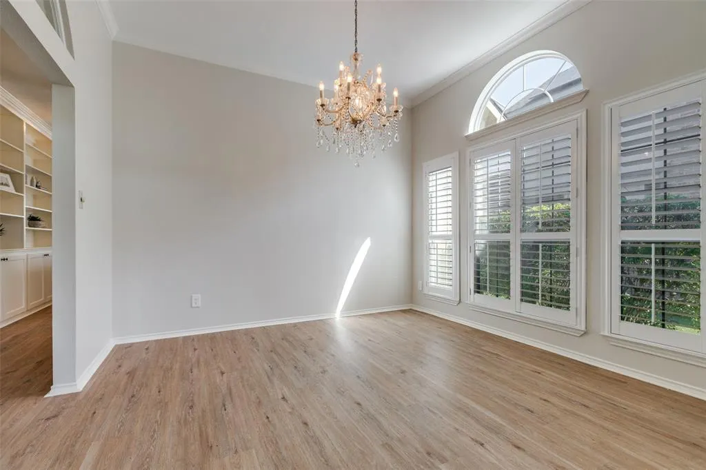 1429 Newbury Lane