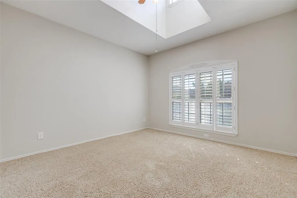 1429 Newbury Lane