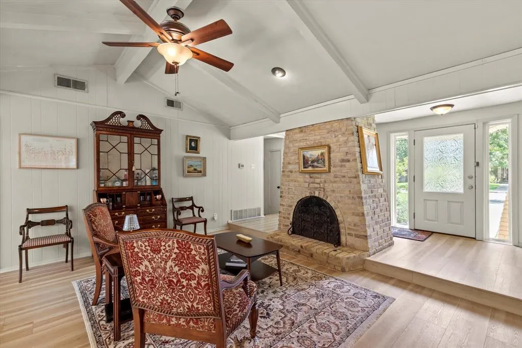 2906 Whitemarsh Circle