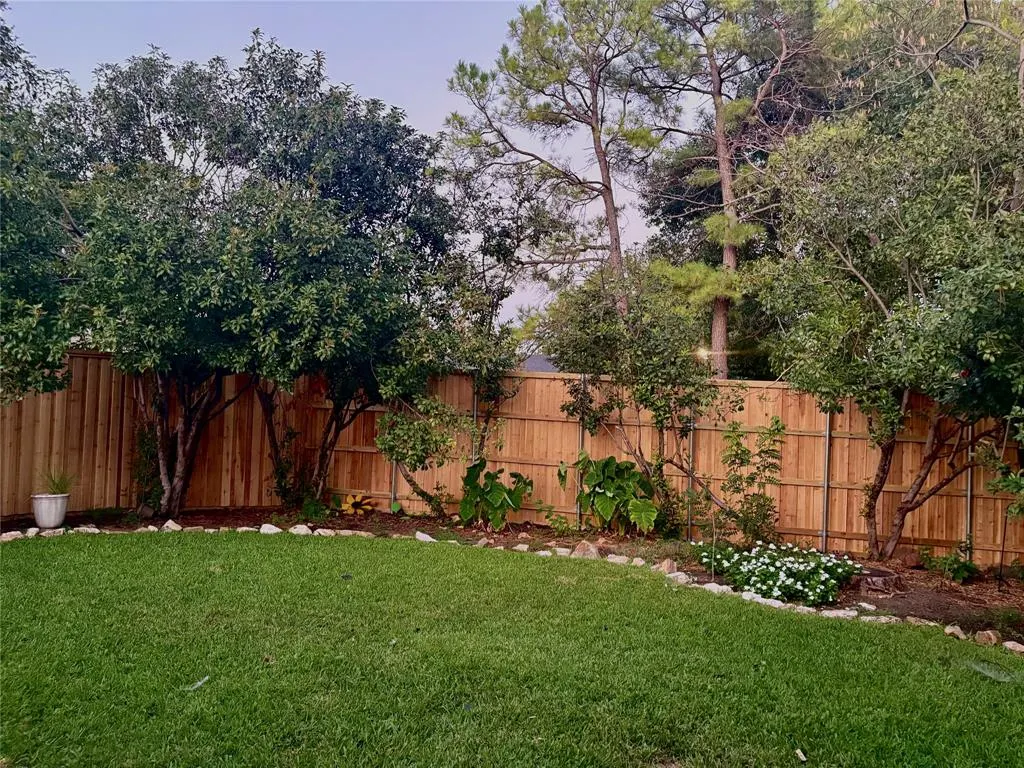 2906 Whitemarsh Circle