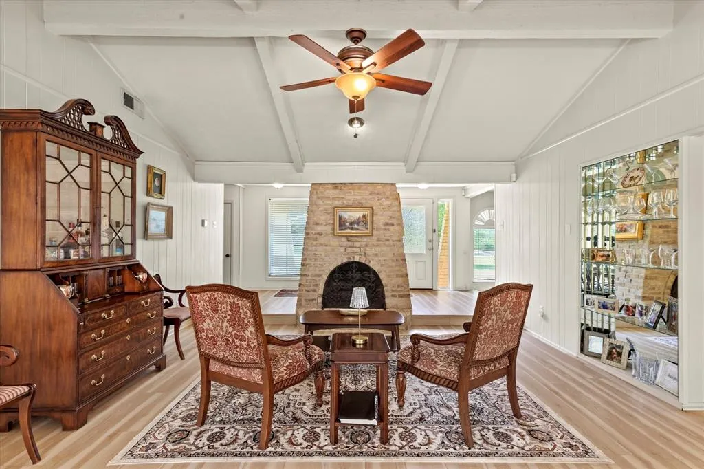 2906 Whitemarsh Circle