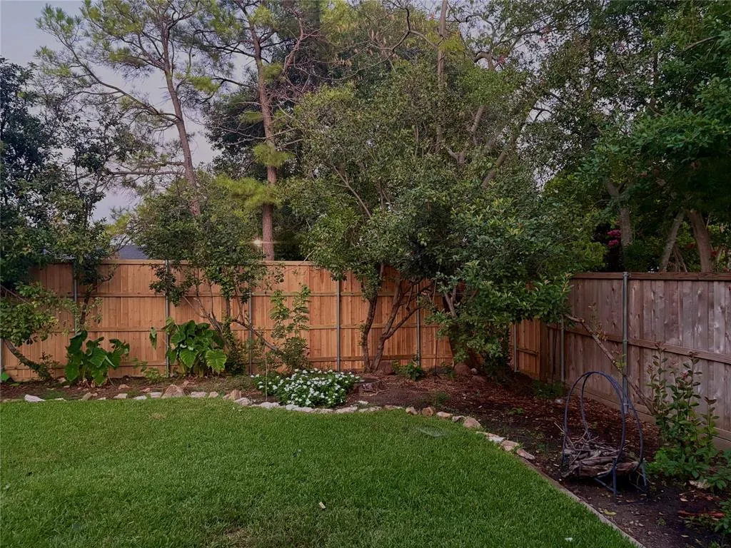 2906 Whitemarsh Circle