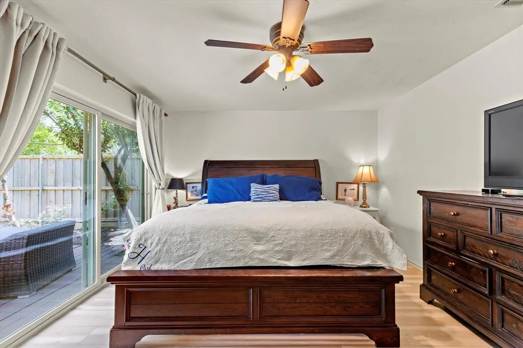 2906 Whitemarsh Circle