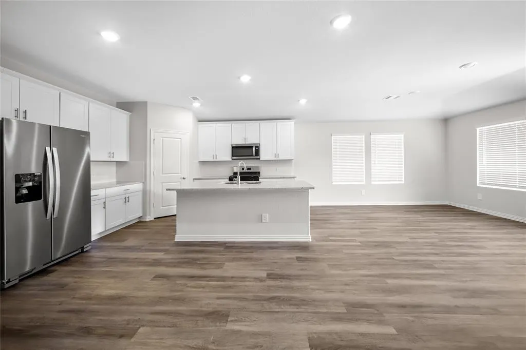 707 Whispering Winds Trail