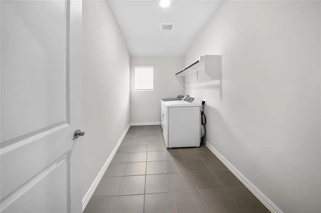 707 Whispering Winds Trail