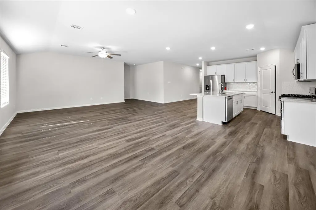 707 Whispering Winds Trail