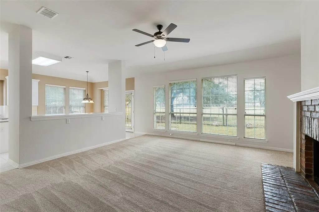 5712 Lafayette Drive