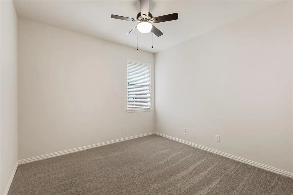 5712 Lafayette Drive