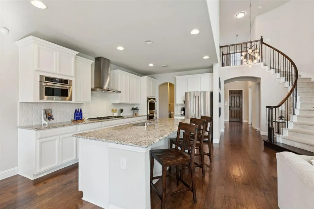 1301 Grapevine Cove