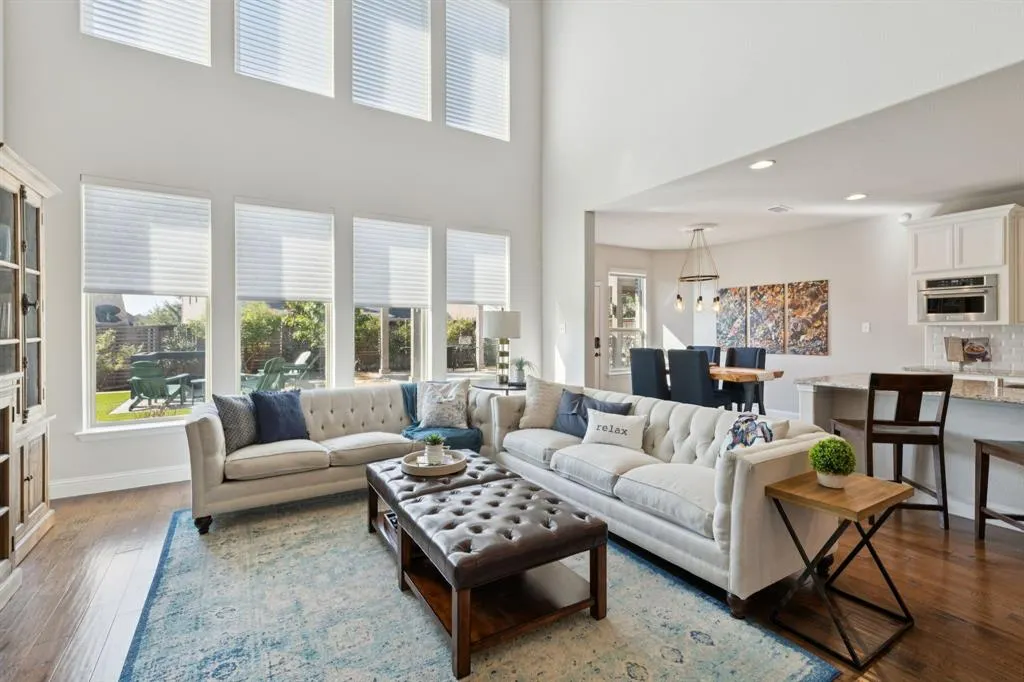 1301 Grapevine Cove