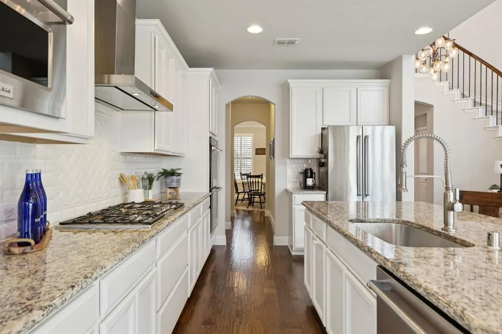 1301 Grapevine Cove