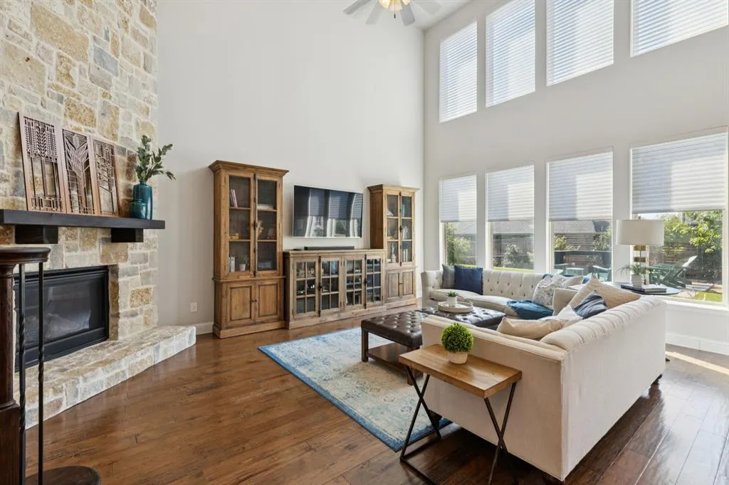 1301 Grapevine Cove