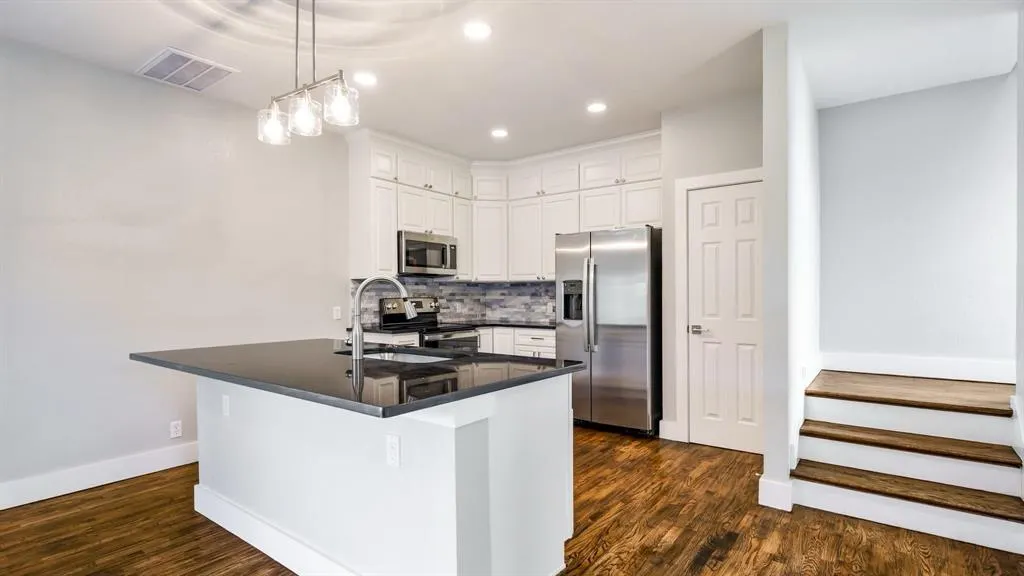 5413 Live Oak