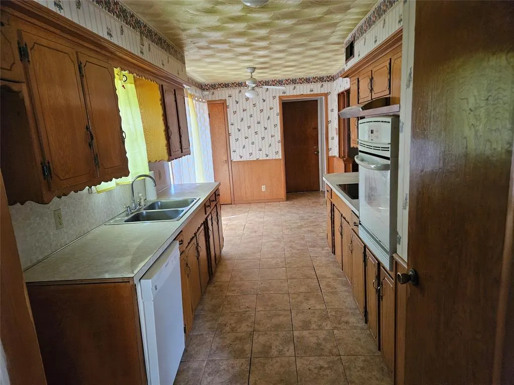 1431 Oak Meadows Drive