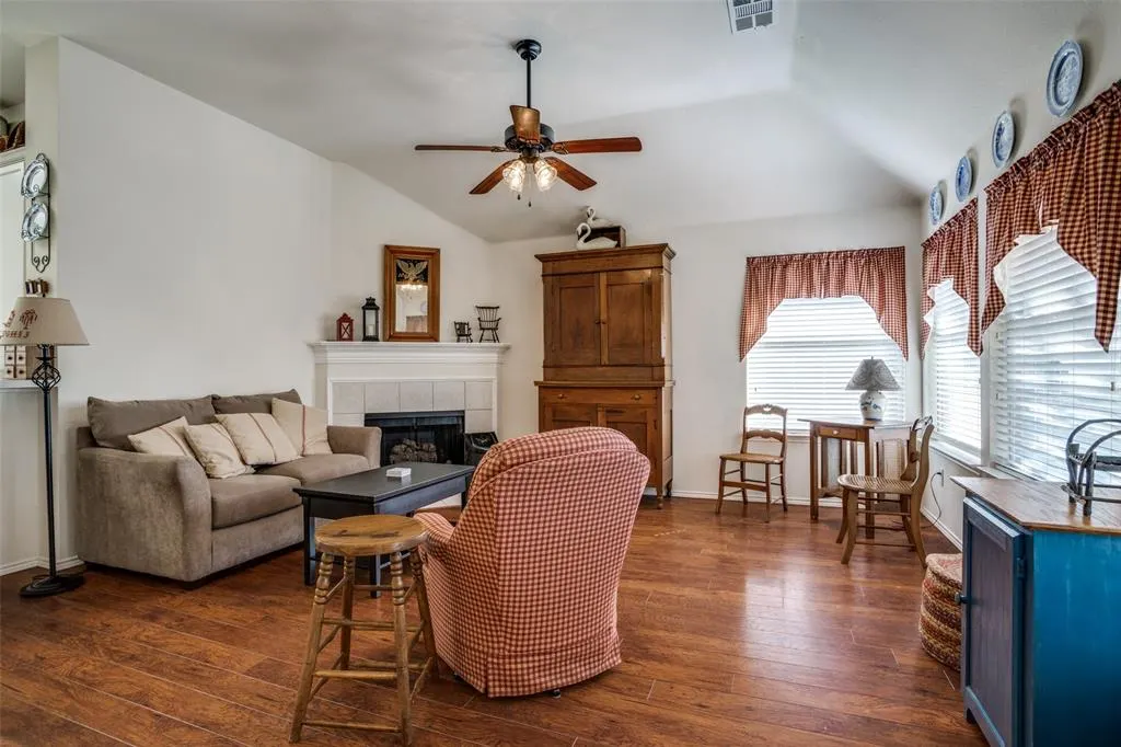 5101 Geranium Court