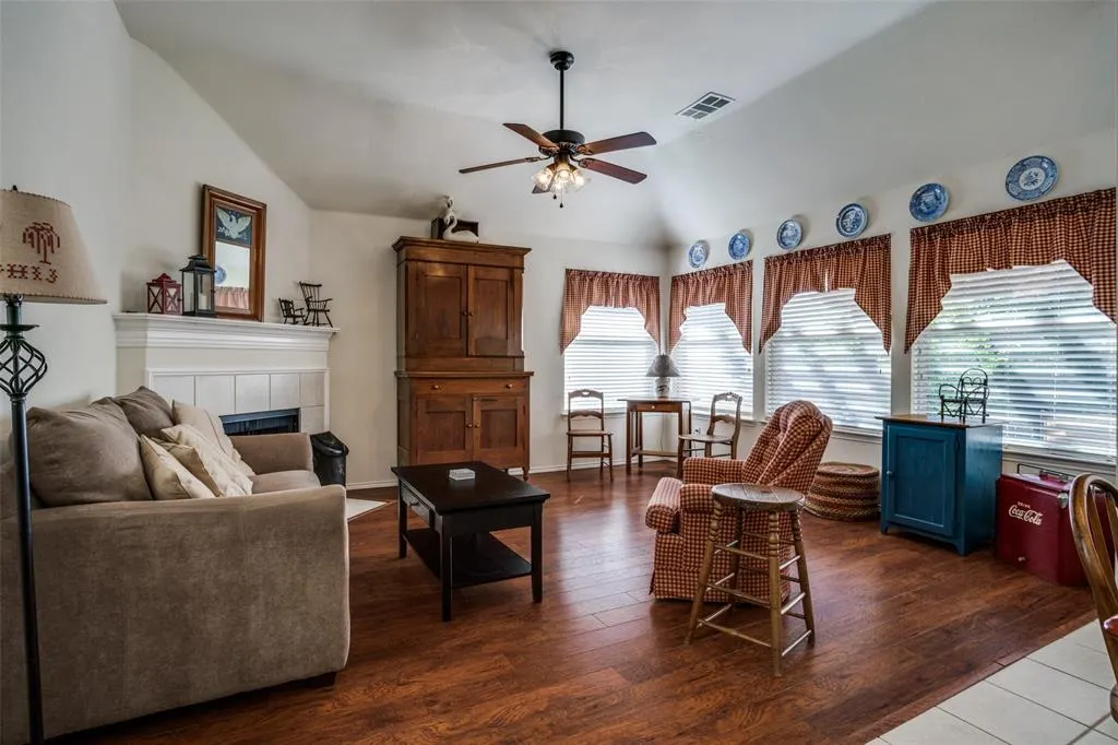 5101 Geranium Court