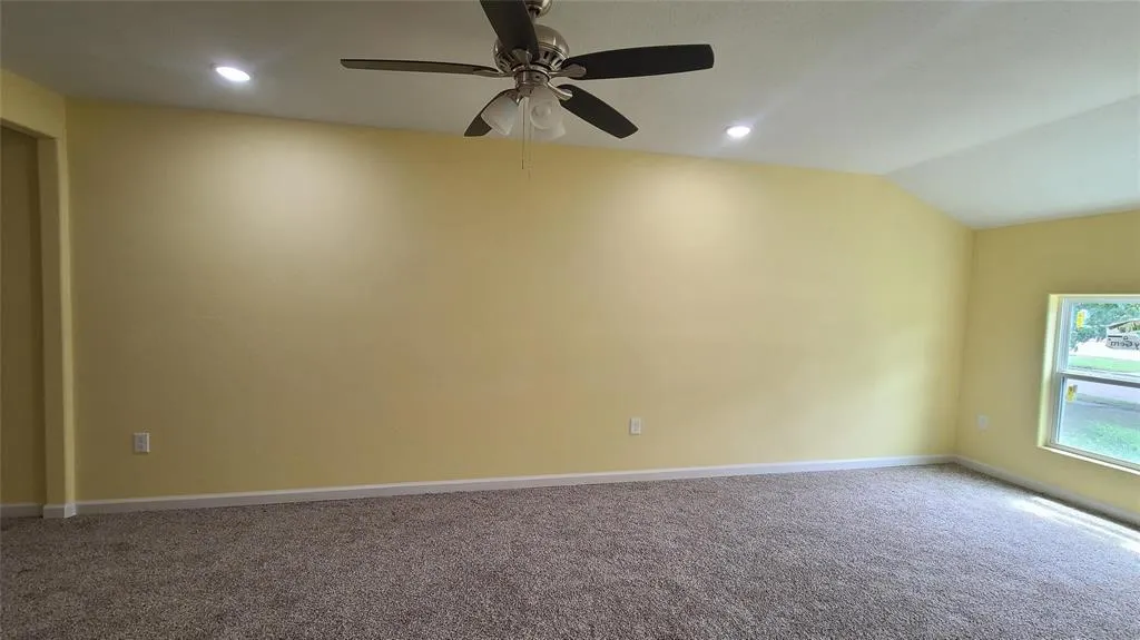 11807 Gaston Parkway