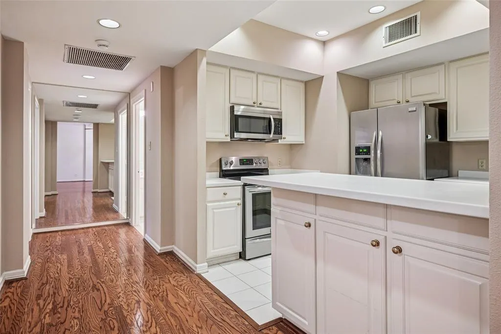 5200 Keller Springs Road, #110