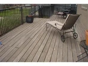 1122 N Zang Boulevard, #105