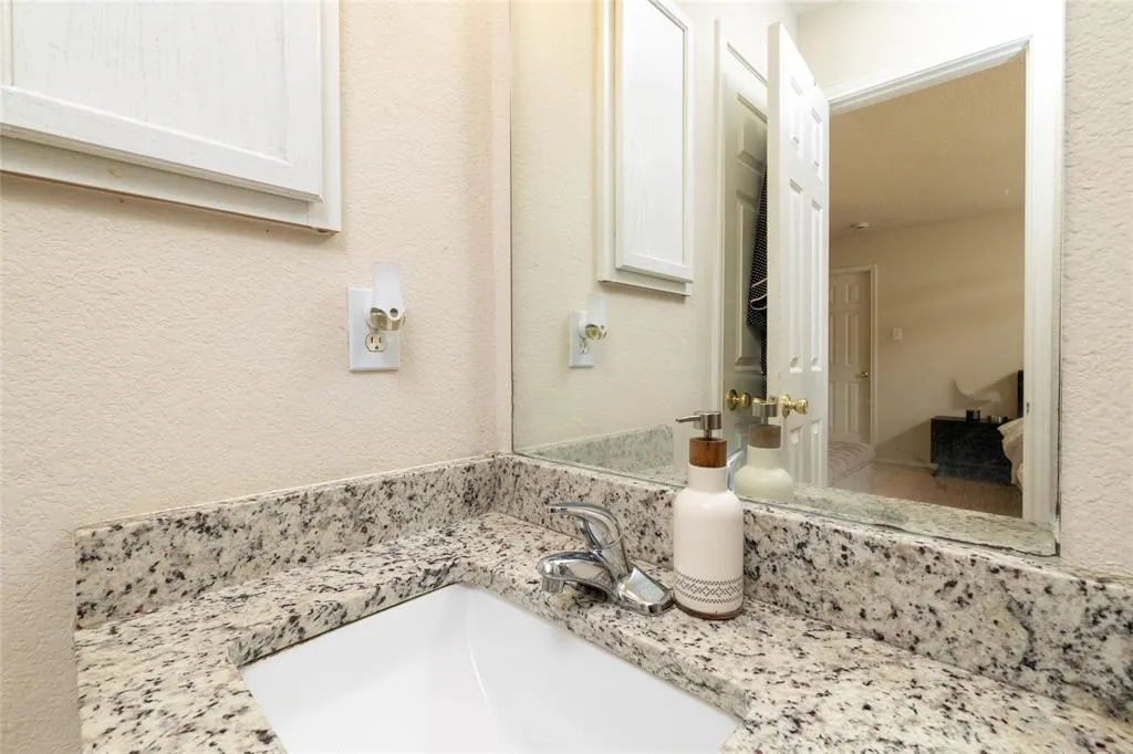 2440 Tan Oak Drive