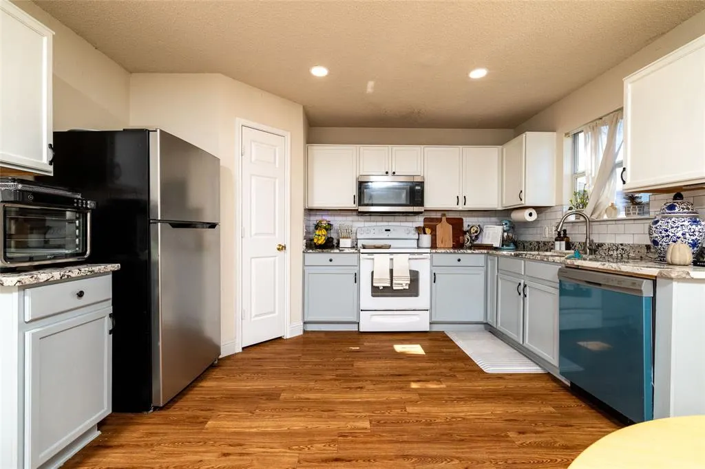 2440 Tan Oak Drive