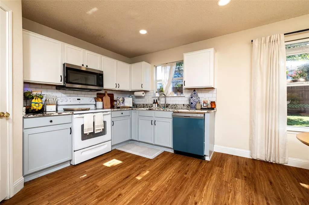 2440 Tan Oak Drive