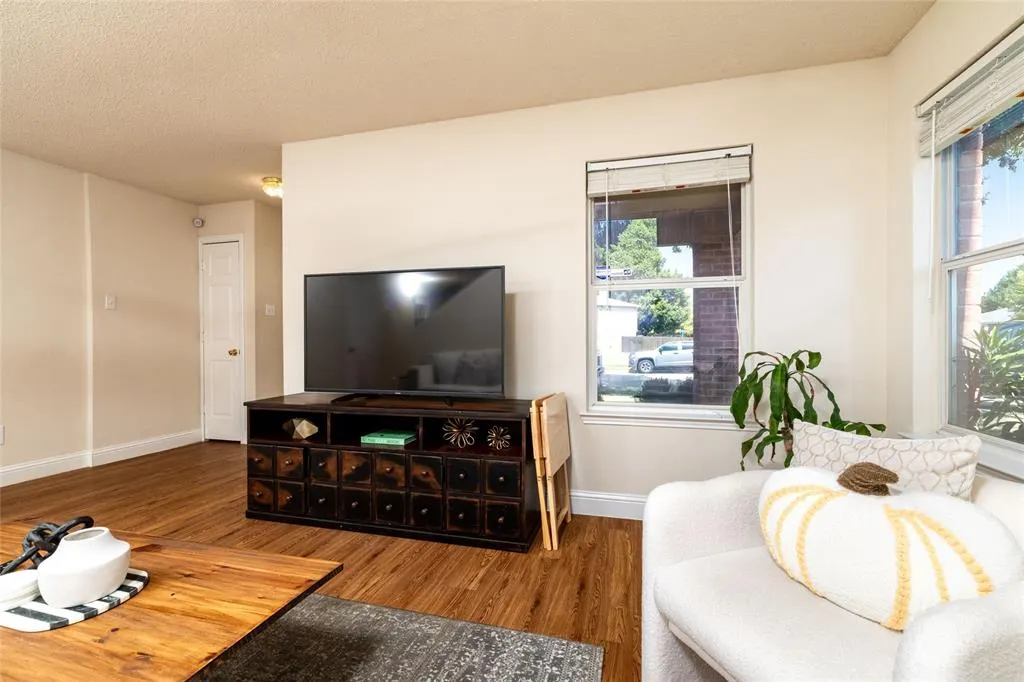 2440 Tan Oak Drive
