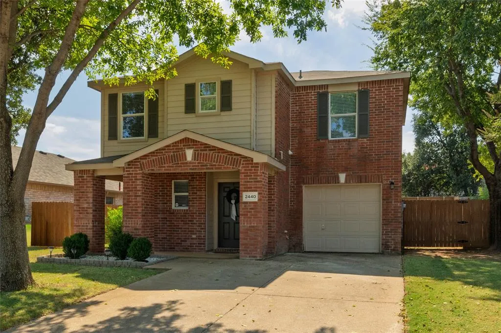2440 Tan Oak Drive