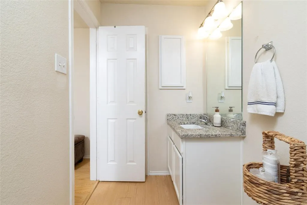 2440 Tan Oak Drive