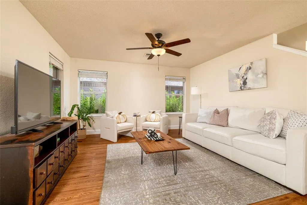 2440 Tan Oak Drive
