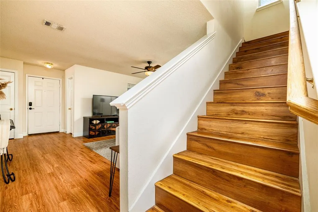 2440 Tan Oak Drive