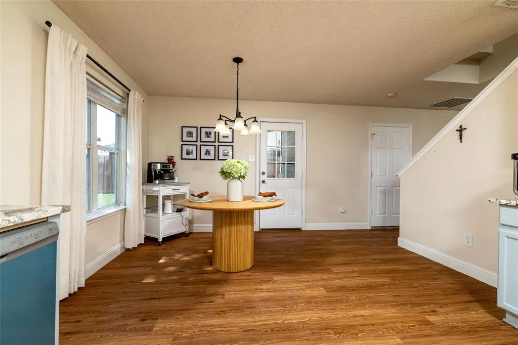 2440 Tan Oak Drive