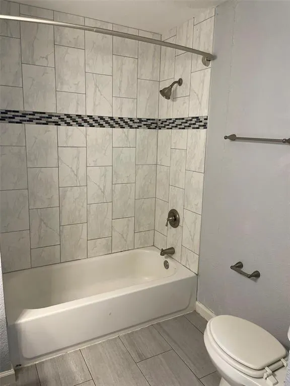 4522 Gaston Avenue, #3